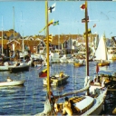 Smögen: Livligt i hamn