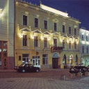 Chernivtsi at night. Ivan Franko street