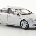 Buick Regal, silver 2011