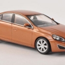 Volvo S60, met.-copper