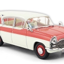 Vauxhall Cresta Friary Estate, pink/white