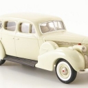 Packard super 8 Sedan, beige 1940