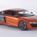 Audi R8, met.-dark-orange/carbon 2012